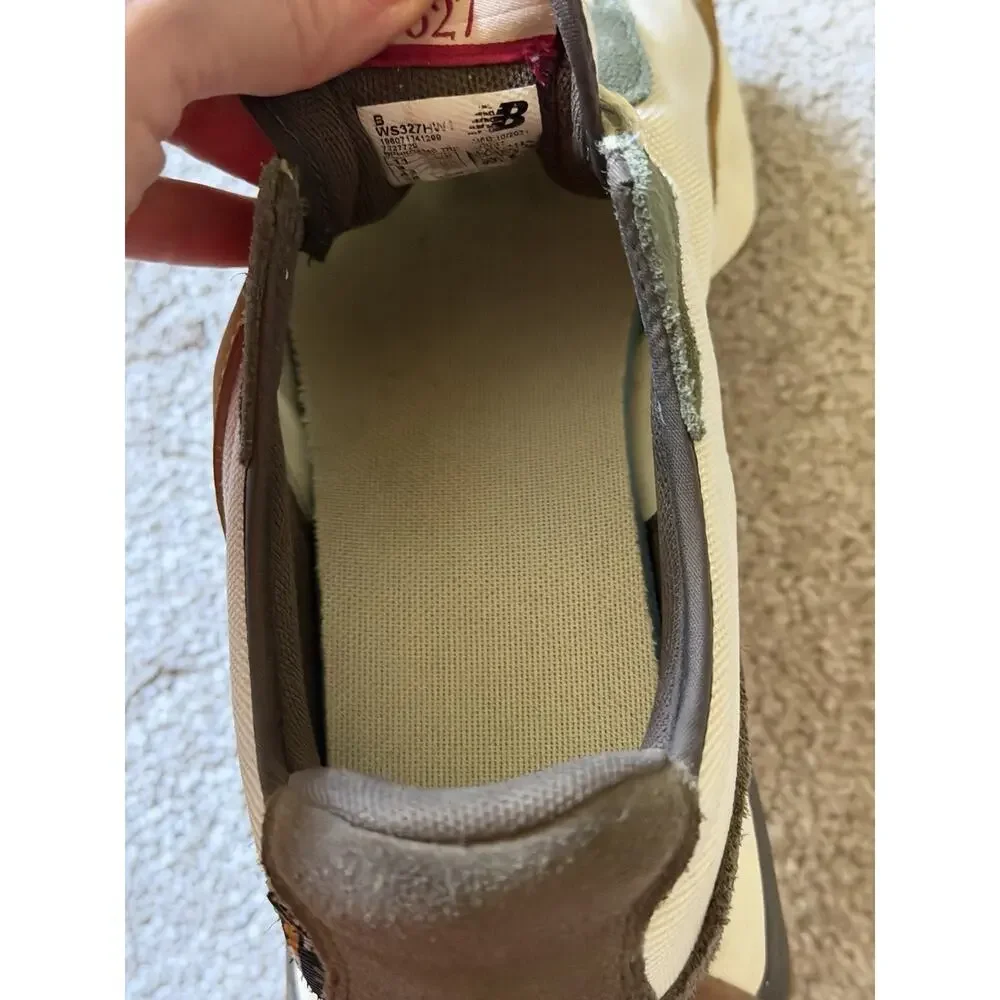 New Balance 327 Women’s Size 11 Tan Cream Green Cordura Retro Sneakers WS327HW